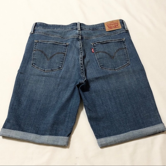 Levi’s Women’s Stretch Bermuda Jean Shorts - 30 - Picture 4 of 14
